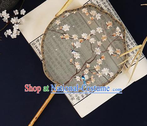 China Traditional Court Grey Silk Fan Handmade Bride Hanfu Fan Embroidered Mangnolia Palace Fan