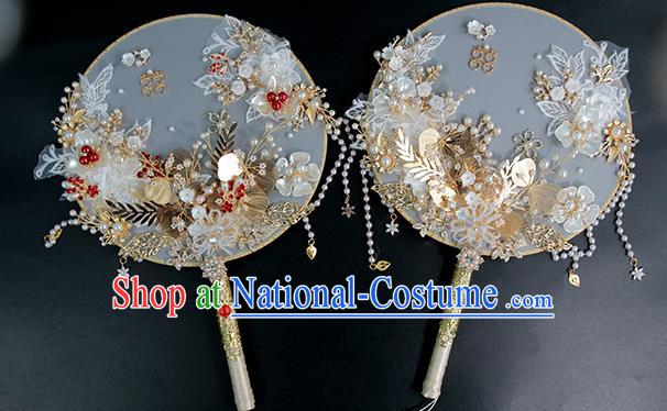 China Traditional Handmade Shell Flowers Palace Fan Classical Wedding Circular Fan