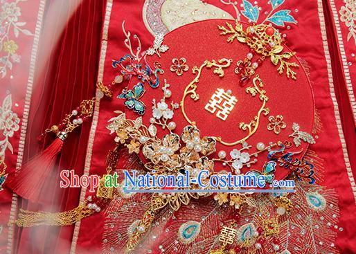 China Classical Wedding Golden Tassel Circular Fan Handmade Palace Fan Traditional Red Fan