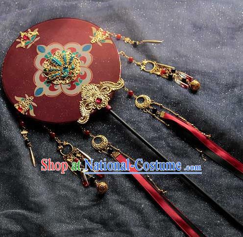 China Classical Dance Red Silk Rose Fan Handmade Wedding Palace Fan Traditional Tang Dynasty Bride Circular Fan