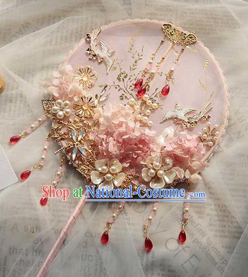 China Handmade Wedding Beads Tassel Palace Fan Traditional Bride Silk Fan Classical Dance Shell Plum Circular Fan