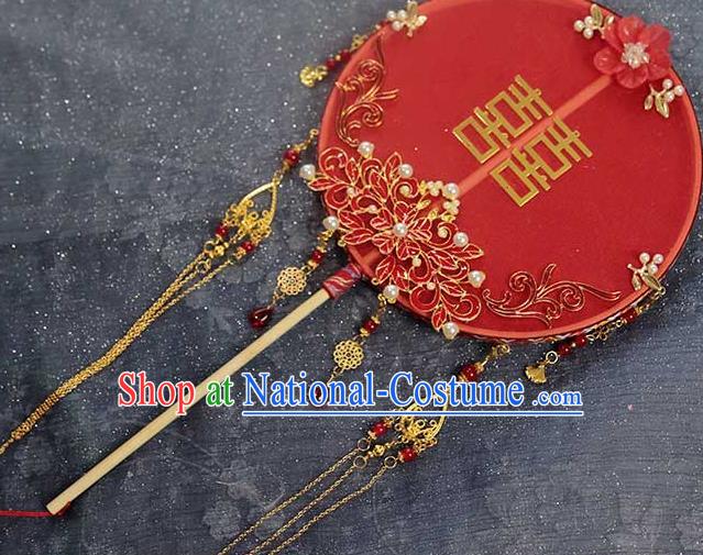 China Traditional Bride Red Silk Fan Classical Dance Enamel Red Flower Circular Fan Handmade Wedding Palace Fan