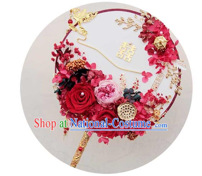 China Handmade Palace Fan Classical Wedding Circular Fan Traditional Red Rose Fan