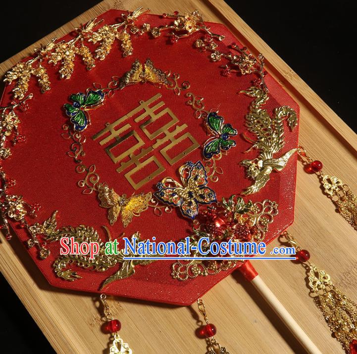 China Handmade Bride Red Beads Tassel Palace Fan Traditional Wedding Silk Fan Classical Dance Octagon Fan