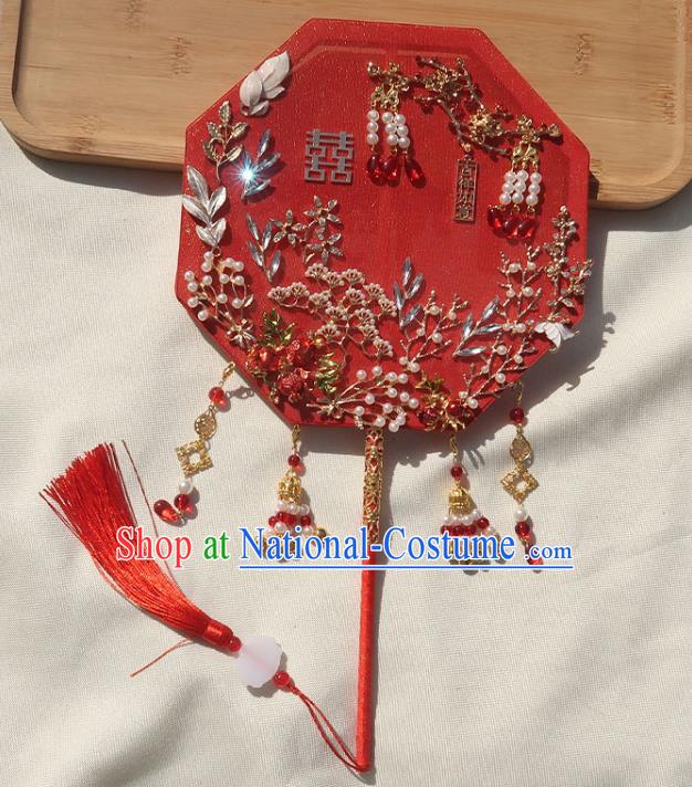 China Handmade Bride Red Palace Fan Traditional Wedding Octagon Fan Classical Dance Golden Bells Tassel Fan