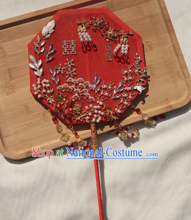 China Handmade Bride Red Palace Fan Traditional Wedding Octagon Fan Classical Dance Golden Bells Tassel Fan