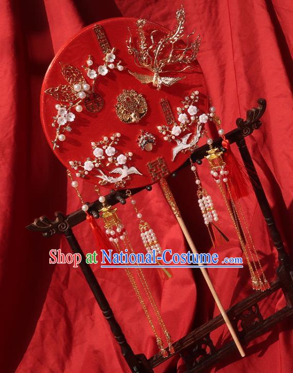 China Classical Dance Fan Traditional Wedding Red Circular Fan Handmade Bride Plum Blossom Palace Fan