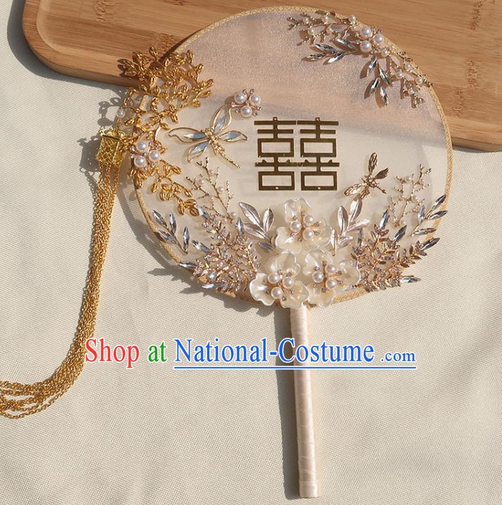 China Traditional Wedding Circular Fan Classical Dance White Silk Fan Handmade Bride Shell Flowers Palace Fan