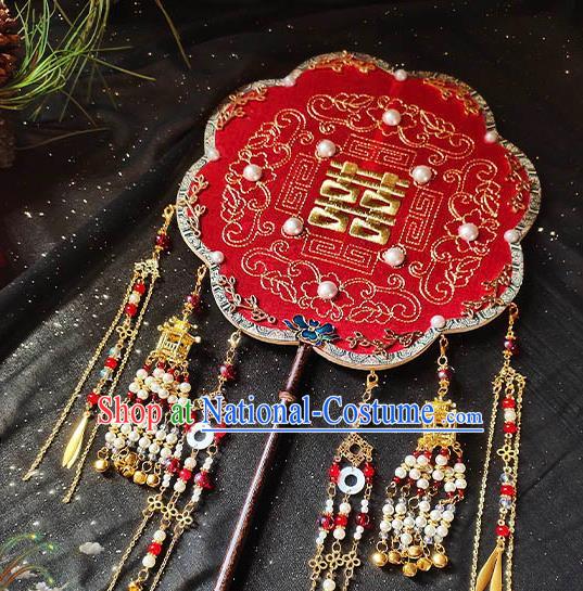 China Handmade Wedding Tassel Fan Embroidery Red Silk Palace Fan Traditional Hanfu Fan