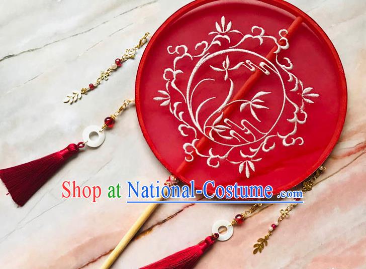 China Traditional Bride Embroidered Orchids Circular Fan Wedding Red Silk Fan Handmade Palace Fan