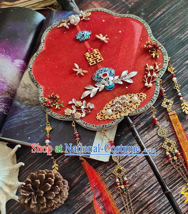 China Handmade Red Silk Fan Traditional Hanfu Fan Wedding Tassel Palace Fan