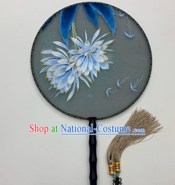 China Handmade Grey Silk Fan Embroidery Epiphyllum Palace Fan Hanfu Circular Fan