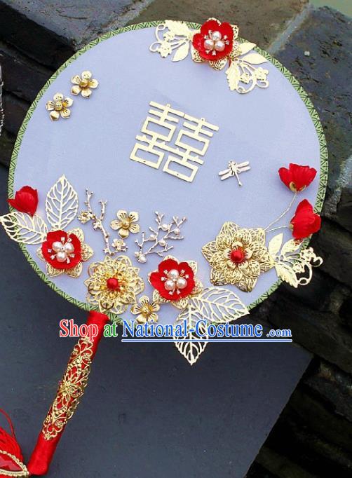 China Traditional Wedding Xiuhe Suit Silk Fan Handmade Palace Fan Bride Golden Plum Circular Fan