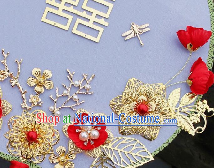 China Traditional Wedding Xiuhe Suit Silk Fan Handmade Palace Fan Bride Golden Plum Circular Fan