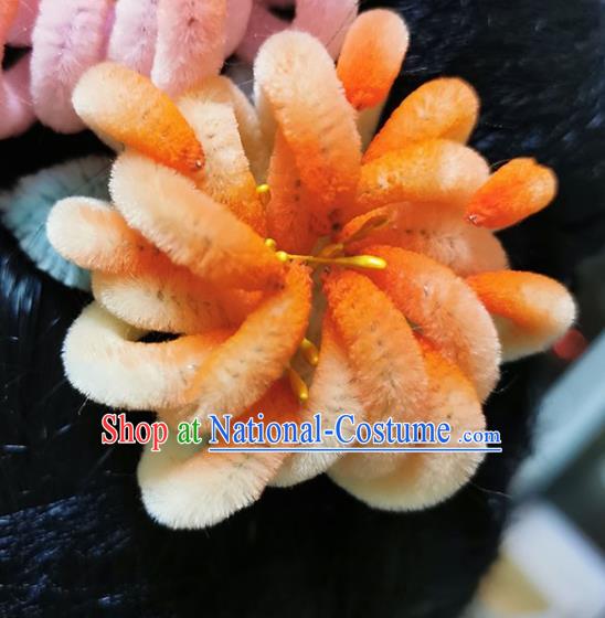 China Traditional Qing Dynasty Princess Hair Accessories Classical Velvet Orange Chrysanthemum Hairpin Handmade Hair Stick