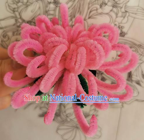 China Traditional Ming Dynasty Pink Velvet Chrysanthemum Hair Claw Handmade Ancient Empress Hair Stick