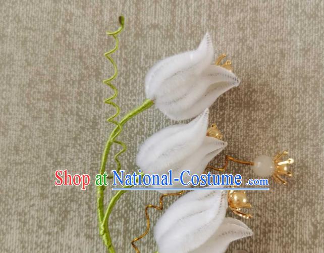 China Classical Hanfu White Velvet Convallaria Hair Stick Traditional Ancient Court Hair Claw