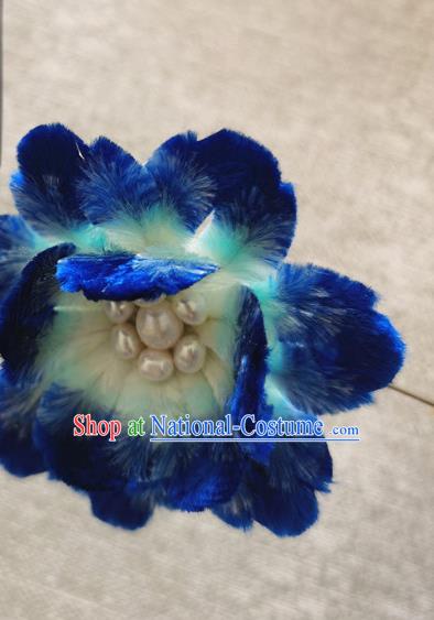 Handmade China Traditional Cheongsam Pearls Accessories Classical Blue Velvet Peony Brooch