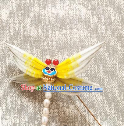 China Handmade Pearls Dragonfly Hair Stick Traditional Hanfu Hair Accessories Classical Cheongsam Yellow Velvet Hairpin