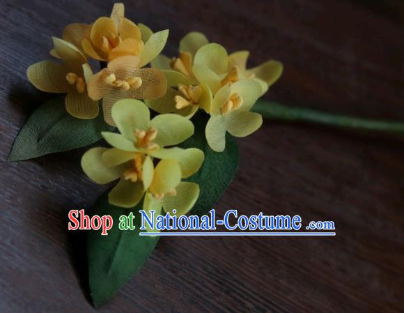 China Classical Cheongsam Hairpin Traditional Hanfu Yellow Silk Osmanthus Hair Stick