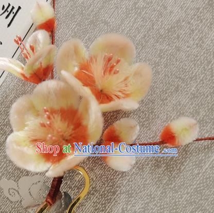 China Traditional Cheongsam Beige Plum Blossom Hairpin Handmade Hair Accessories Classical Velvet Hair Stick