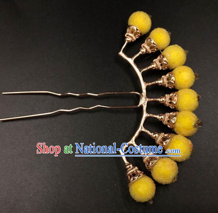 China Ming Dynasty Hair Stick Ancient Palace Lady Yellow Berry Hairpin Traditional Hanfu Hair Accessories