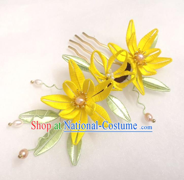 China Ming Dynasty Yellow Silk Flowers Hairpin Ancient Princess Pearls Hair Comb Traditional Hanfu Hair Accessories