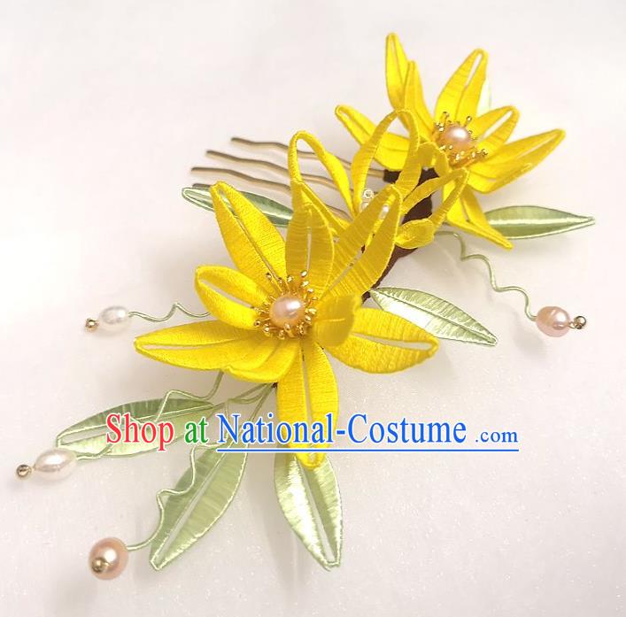 China Ming Dynasty Yellow Silk Flowers Hairpin Ancient Princess Pearls Hair Comb Traditional Hanfu Hair Accessories