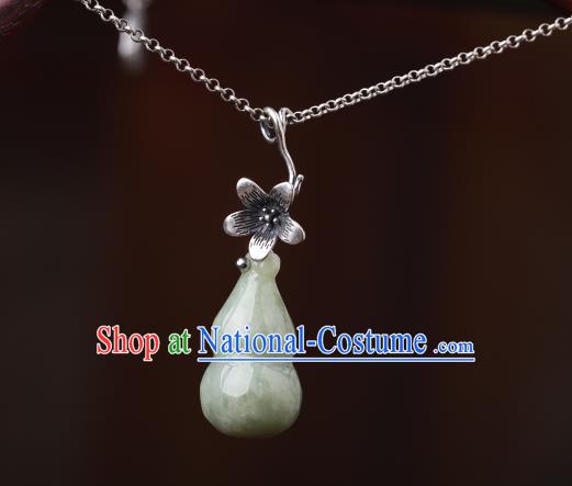 China Classical Cheongsam Silver Necklace Pendant Traditional Jade Gourd Necklet Accessories