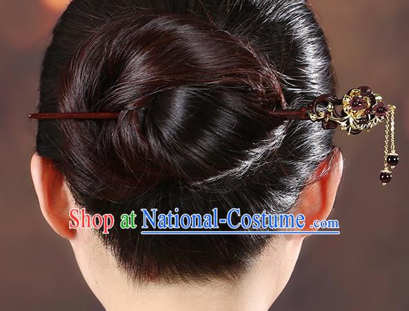 China Classical Garnet Tassel Hair Stick Traditional Cheongsam Hair Accessories Handmade Rosewood Hairpin