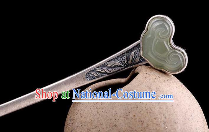 China Classical Silver Carving Hair Stick Traditional Hair Accessories Handmade Jade Cloud Hairpin