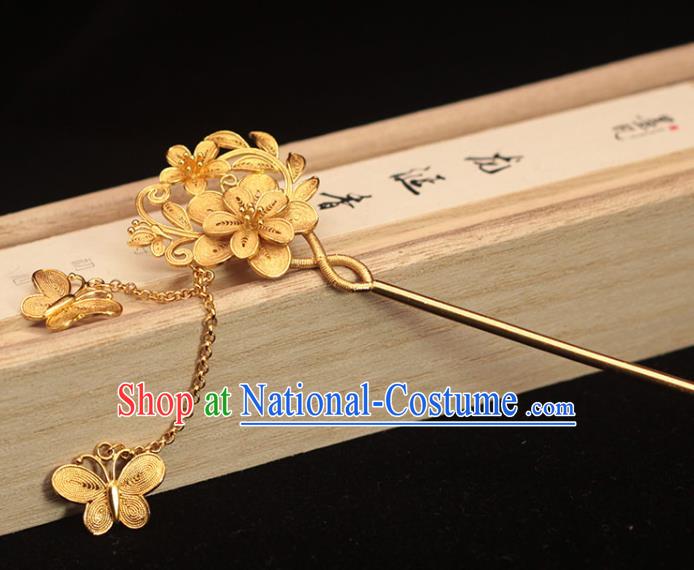 China Ancient Princess Butterfly Tassel Hair Stick Traditional Filigree Hair Accessories Ming Dynasty Golden Plum Hairpin