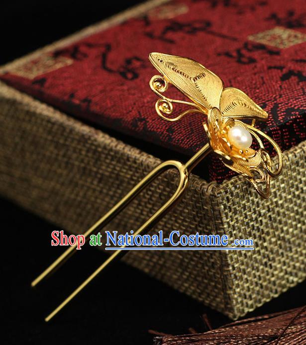 China Traditional Ming Dynasty Golden Butterfly Hair Stick Ancient Empress Hairpin