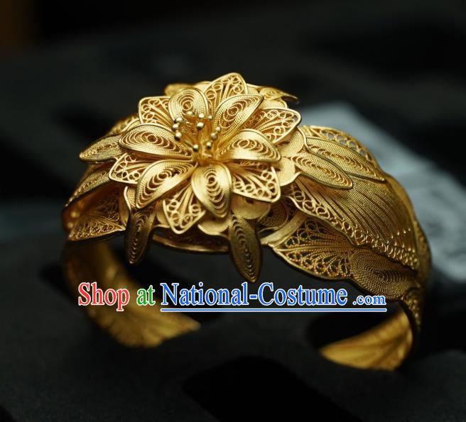 Handmade Chinese Ancient Empress Filigree Jewelry Traditional Ming Dynasty Court Golden Bracelet