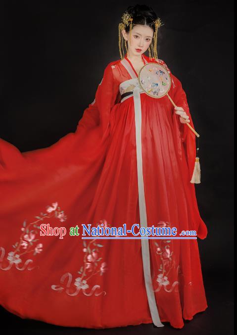 China Ancient Young Beauty Historical Clothing Traditional Tang Dynasty Wedding Costumes