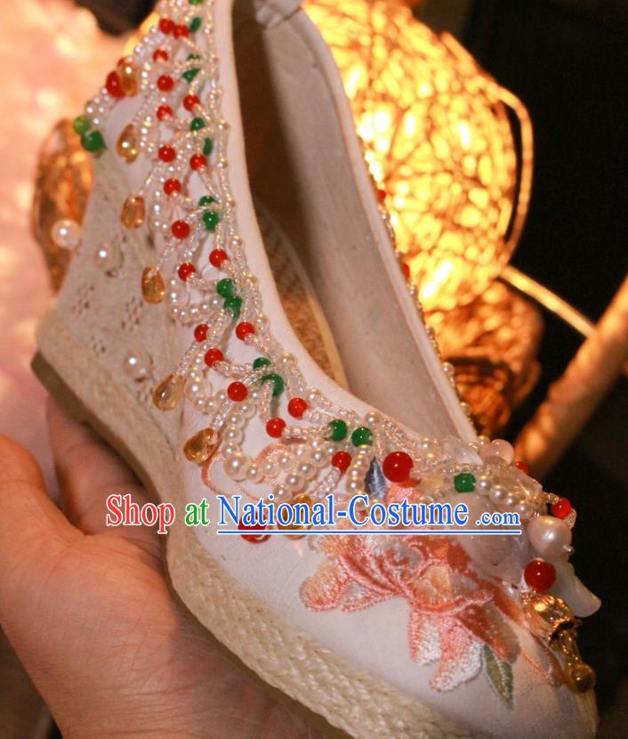 Chinese Wedge Heel Shoes Handmade Beads Tassel Shoes Traditional Embroidered Shoes