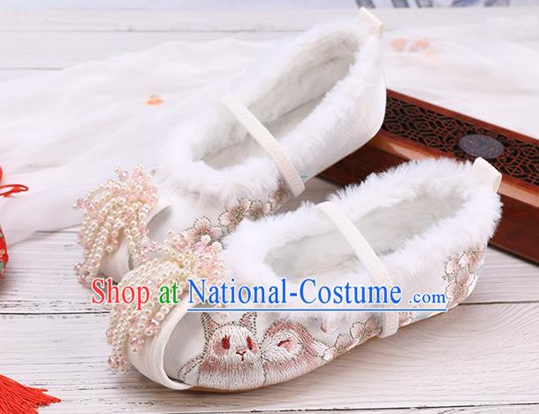 China National Winter Shoes Traditional Embroidered Shoes Classical Hanfu White Shoes for Kids