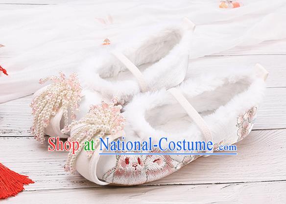 China National Winter Shoes Traditional Embroidered Shoes Classical Hanfu White Shoes for Kids