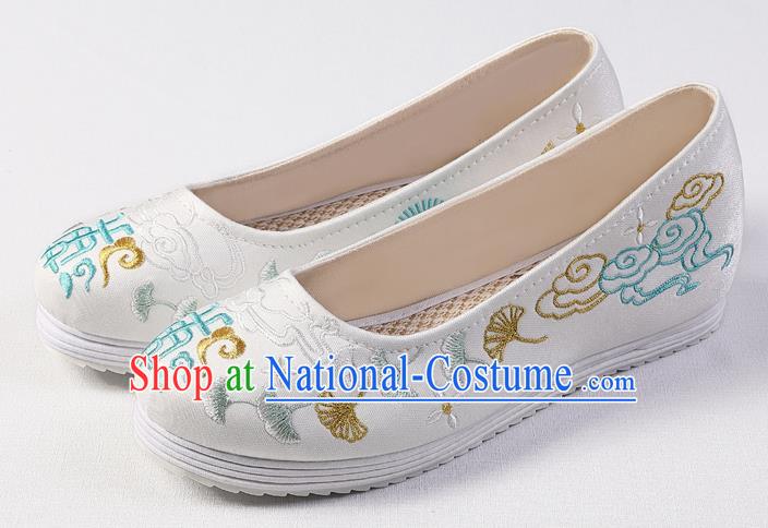 Chinese Classical Embroidered White Shoes Traditional Wedding Shoes Handmade Hanfu Shoes