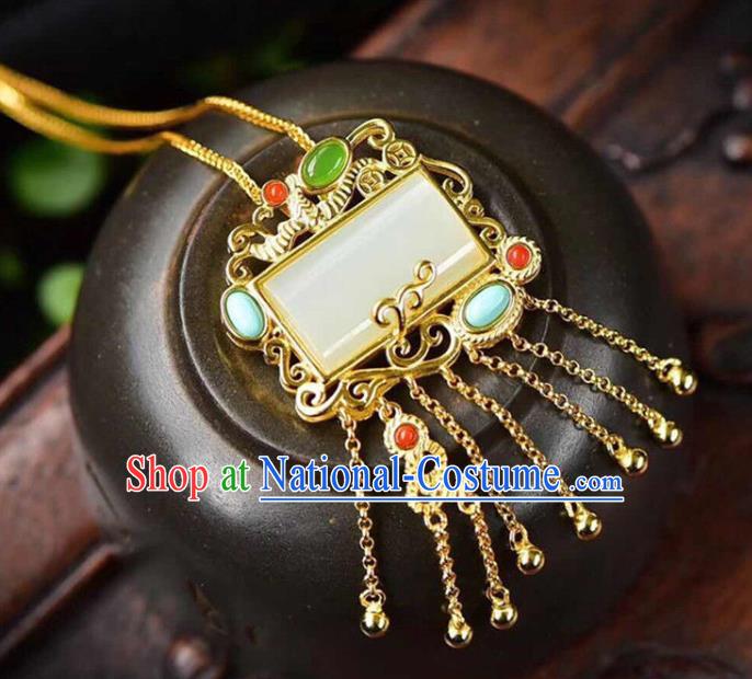 China Handmade Golden Tassel Necklace Jewelry Accessories Traditional Jade Pendant