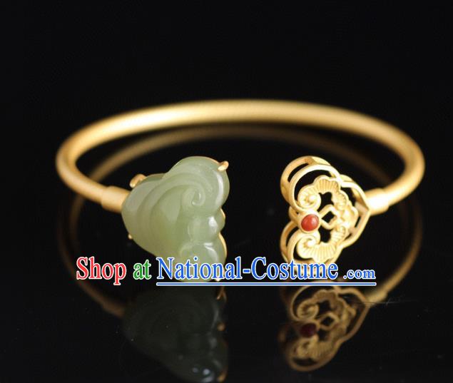 China Handmade Golden Bracelet Accessories Traditional National Jade Cloud Bangle Jewelry