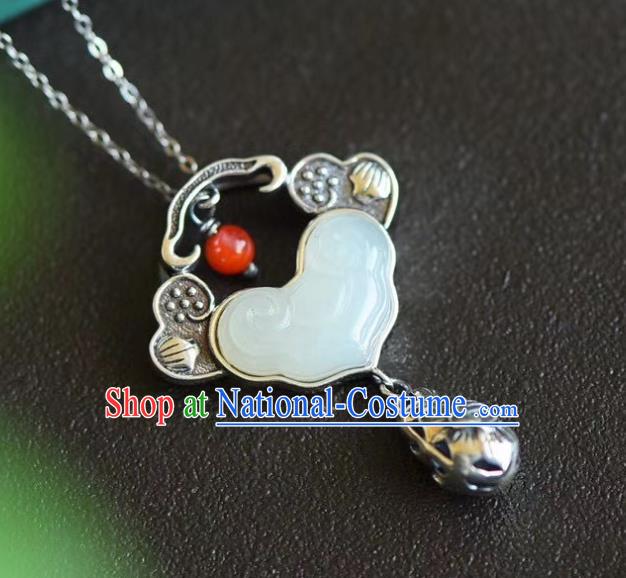 China Traditional Cheongsam Jade Cloud Necklace Jewelry Handmade Silver Necklet Pendant Accessories