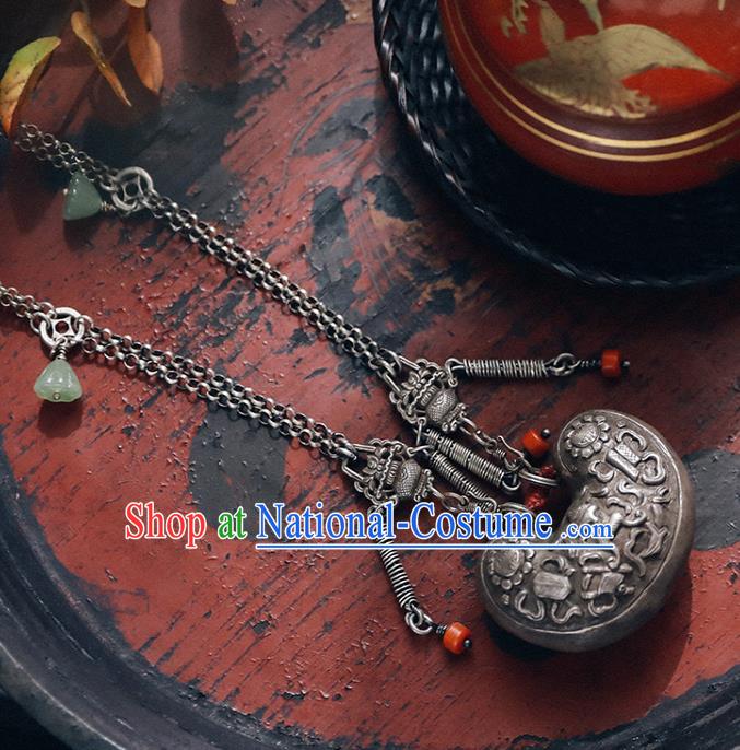 Chinese Classical Ethnic Necklet Accessories National Necklace Handmade Silver Longevity Lock