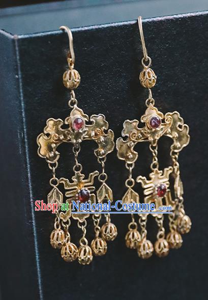 Handmade Chinese Traditional Garnet Ear Jewelry Classical Cheongsam Earrings Accessories Golden Eardrop