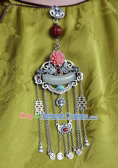 Chinese Handmade National Silver Tassel Breastpin Pendant Cheongsam Jewelry Accessories Classical Jade Brooch