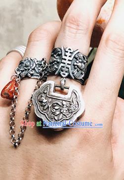 China National Silver Lock Ring Traditional Handmade Wedding Circlet Jewelry Accessories