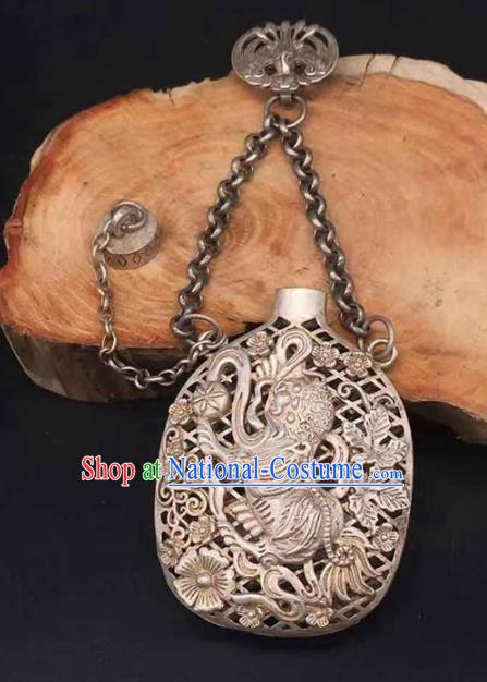 Chinese Handmade Sachet Brooch Classical Ethnic Accessories National Silver Carving Pi Xiu Pendant Jewelry