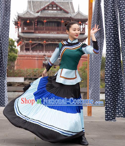 China Traditional Yi Nationality Folk Dance Clothing Ethnic Women Dance Outfits