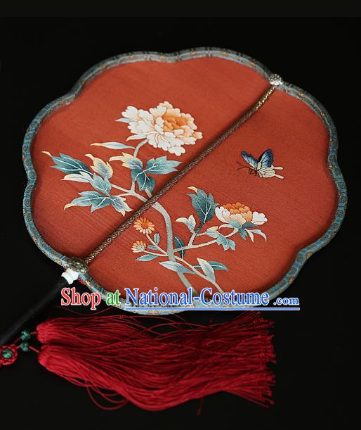 China Handmade Peony Pattern Palace Fan Wedding Red Silk Fan Traditional Court Hanfu Fan