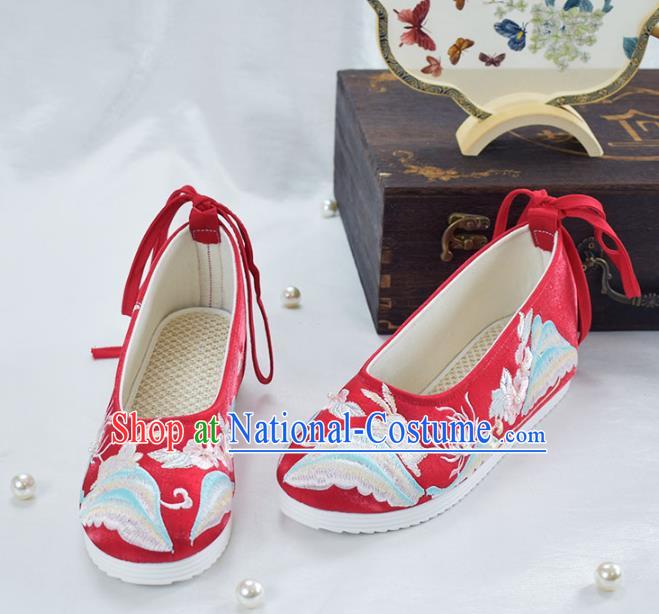 China Traditional Embroidered Rabbit Shoes Women Red Cloth Shoes National Spring Festival Shoes